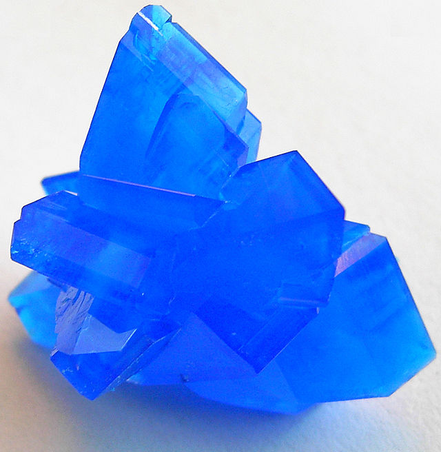 640px-Copper_sulfate.jpg