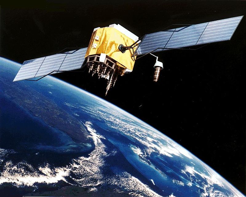 800px-GPS_Satellite_NASA_art-iif.jpg