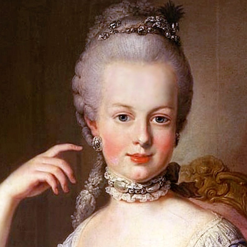 MARIE-ANTOINETTE-.jpg